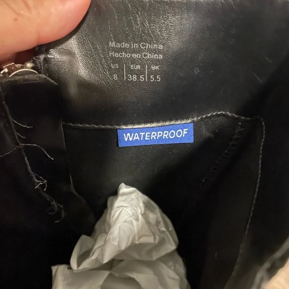 ALDO Black Knee-High Leather Boots with Zipper - Picture 4 of 11